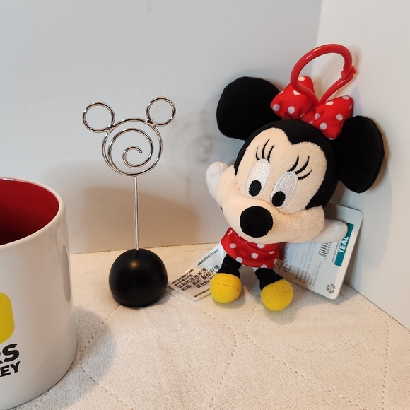 Disney Collectible Lot Mickey Mug Minnie Plush Ring Pic Holder Crossbody - Picture 4 of 12